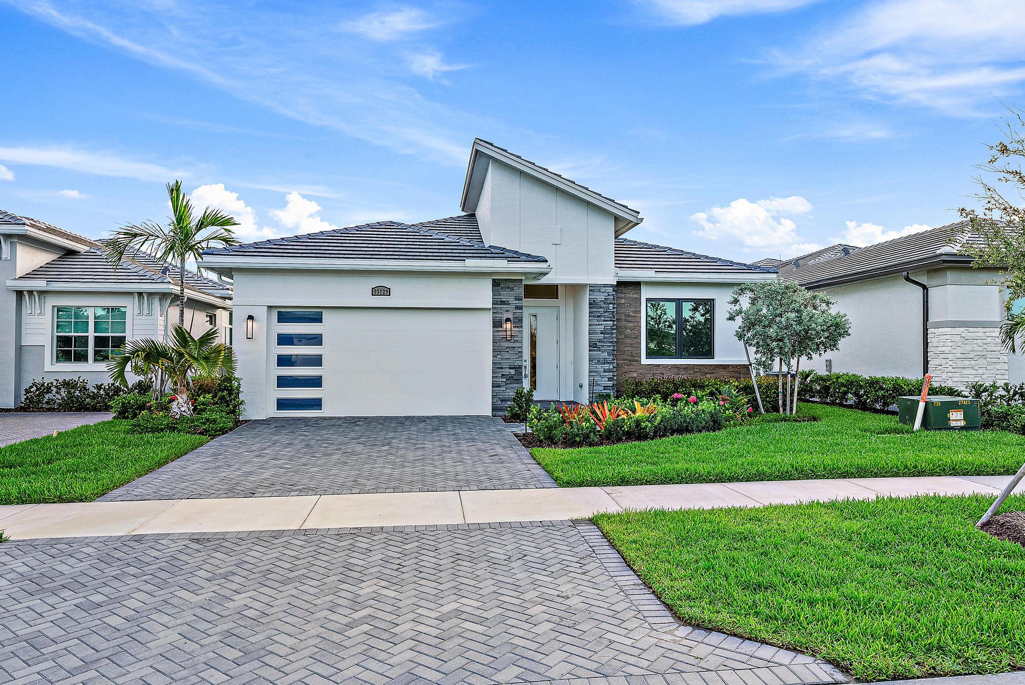 13129 SW Shinnecock Drive