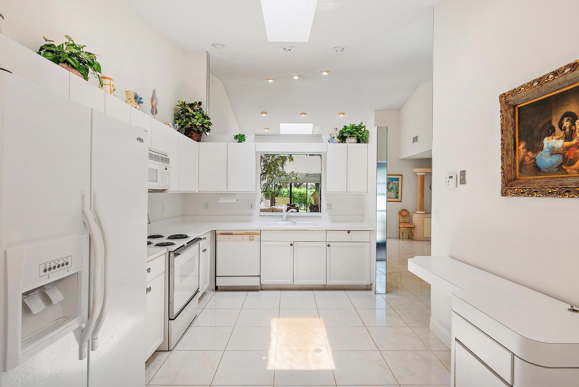 8368 Sunmeadow Lane