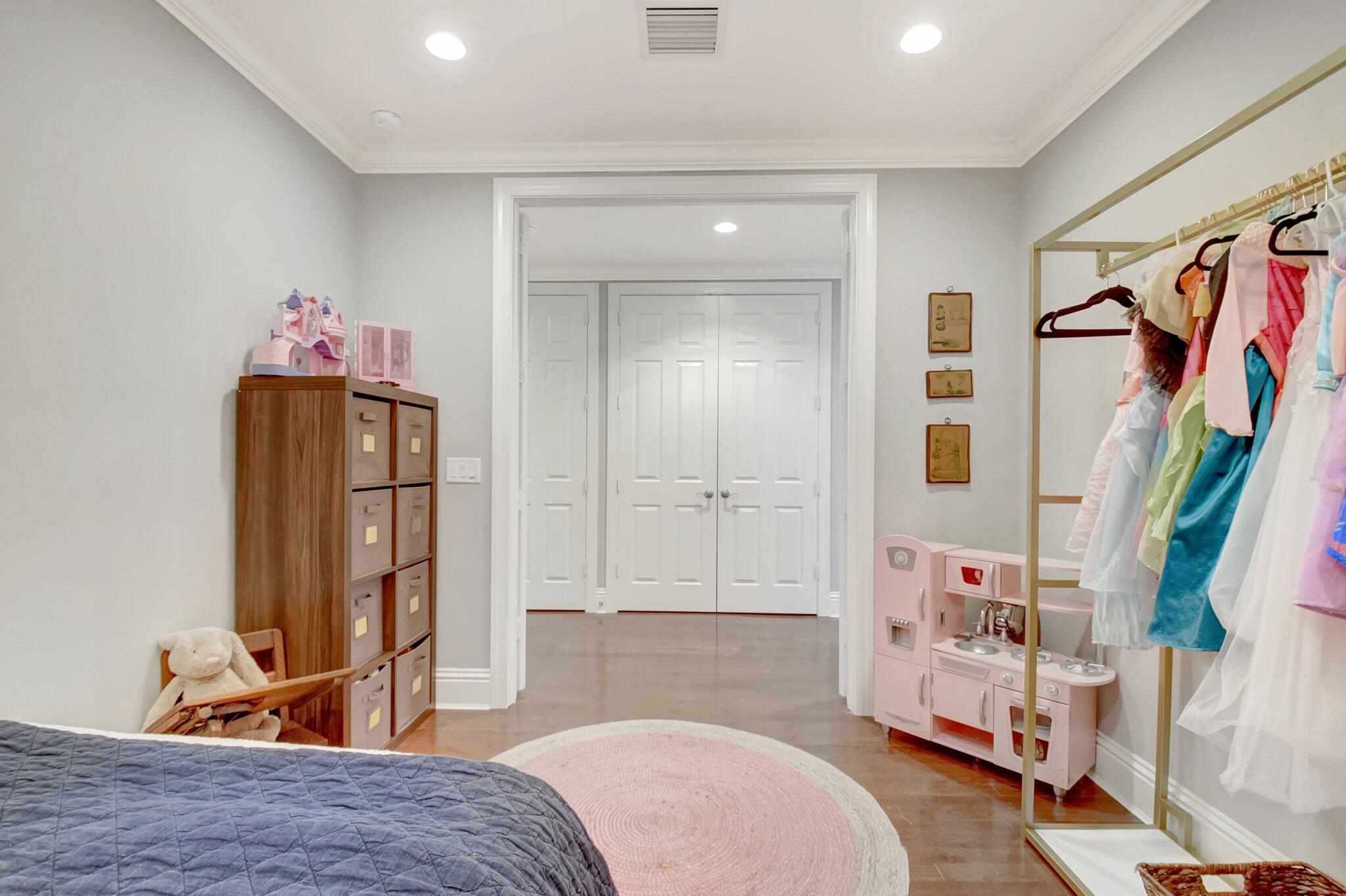 205 Mariner Court