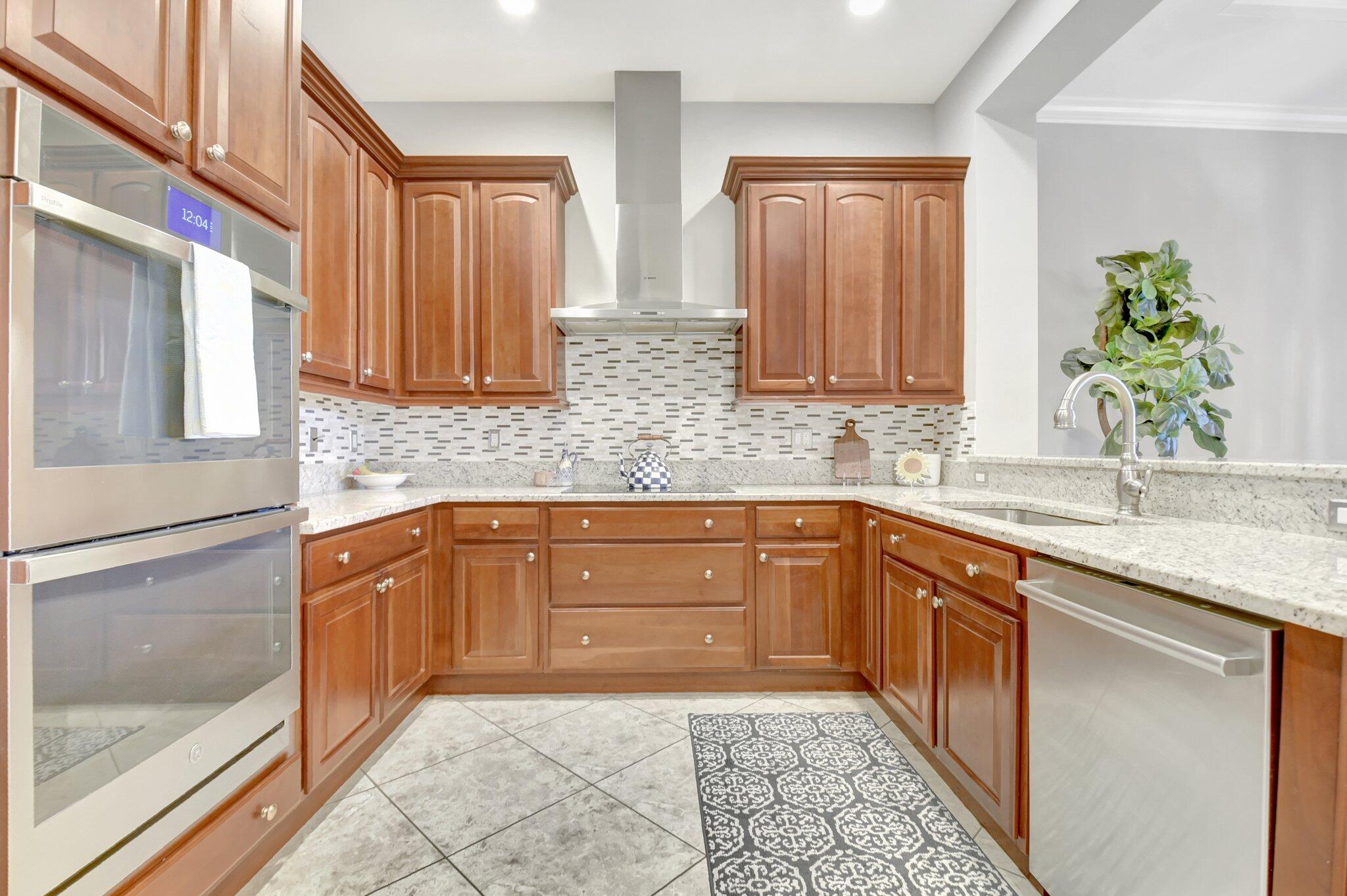205 Mariner Court