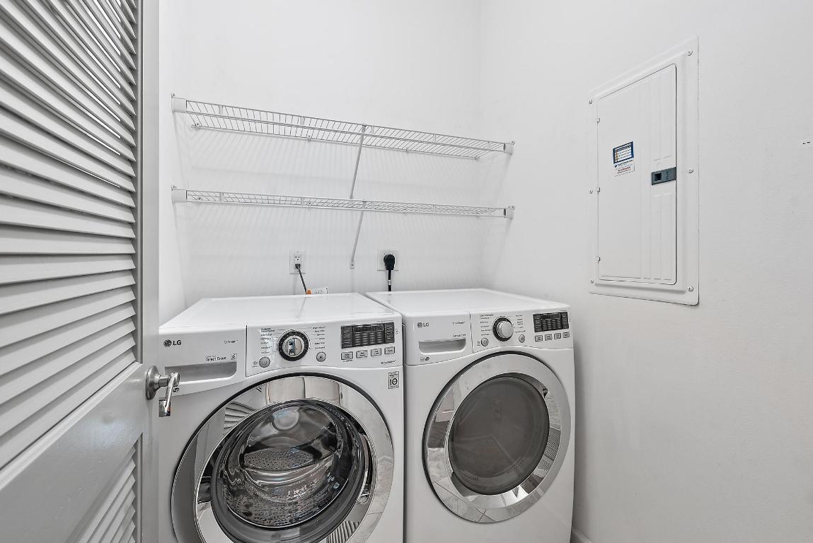 403 S Sapodilla Avenue 110