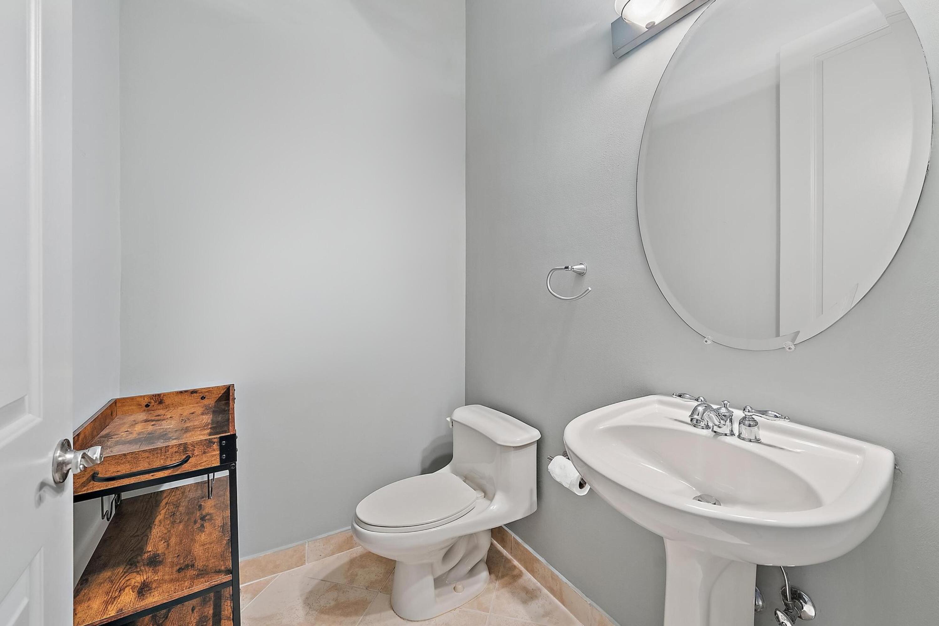 403 S Sapodilla Avenue 110