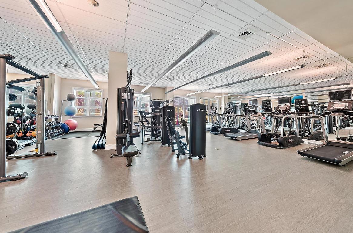 403 S Sapodilla Avenue 110