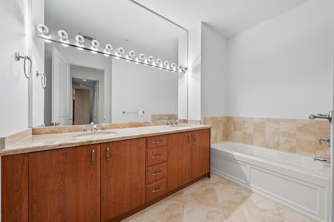 403 S Sapodilla Avenue 110