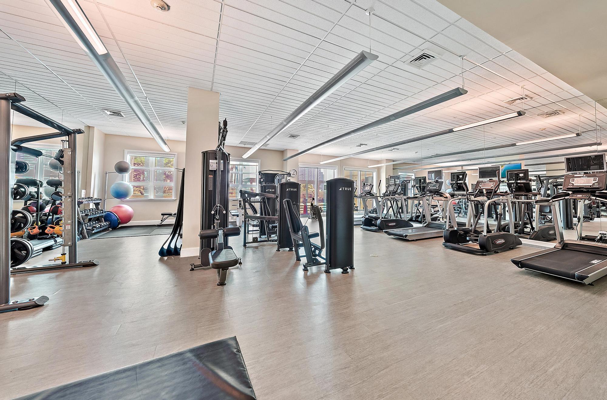 403 S Sapodilla Avenue 110