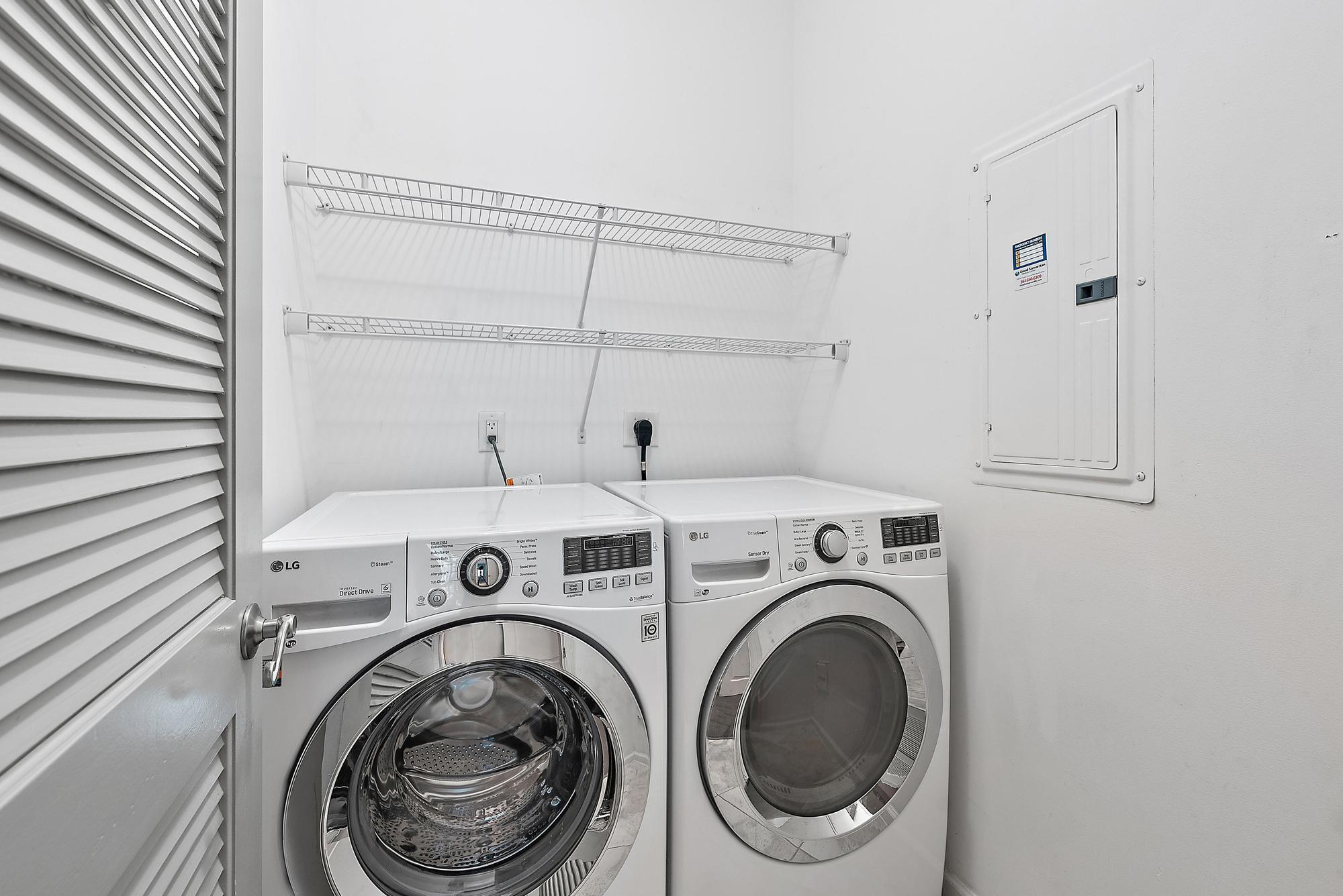 403 S Sapodilla Avenue 110