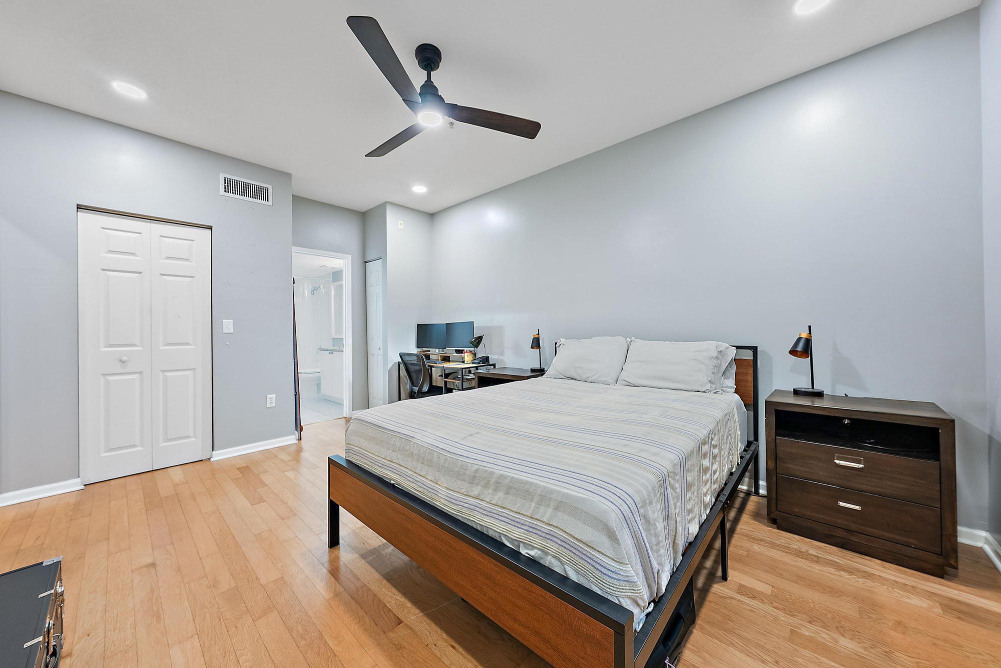 560 S Sapodilla Avenue 302