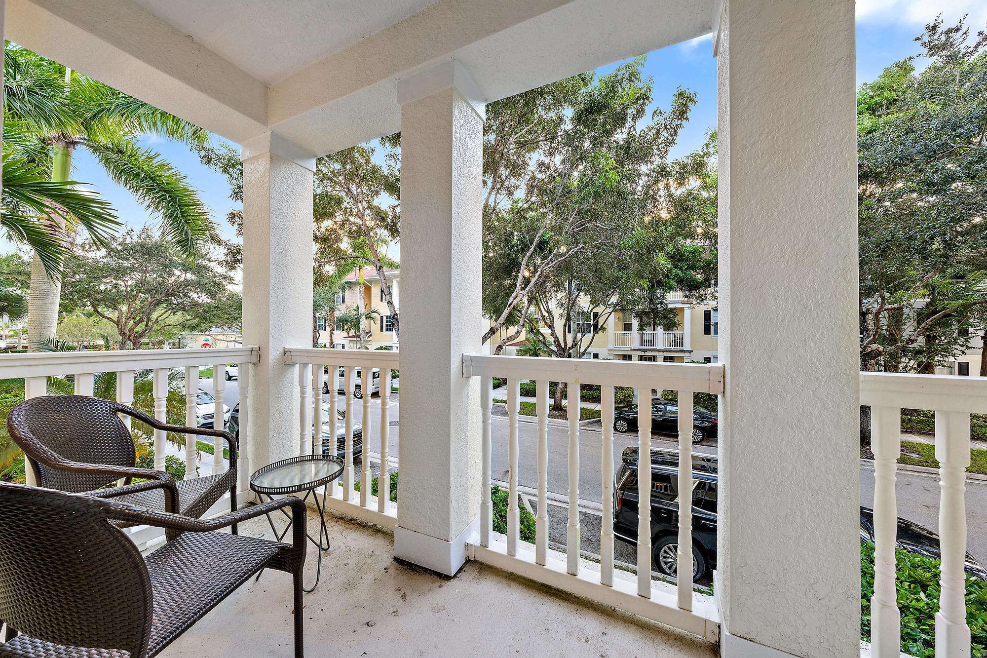 225 Murcia Drive 201