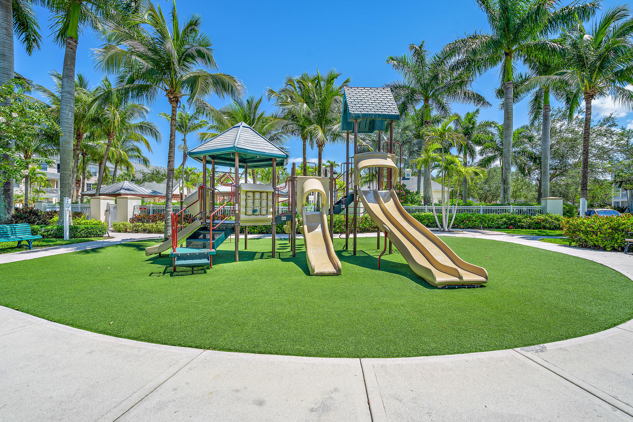 225 Murcia Drive 201