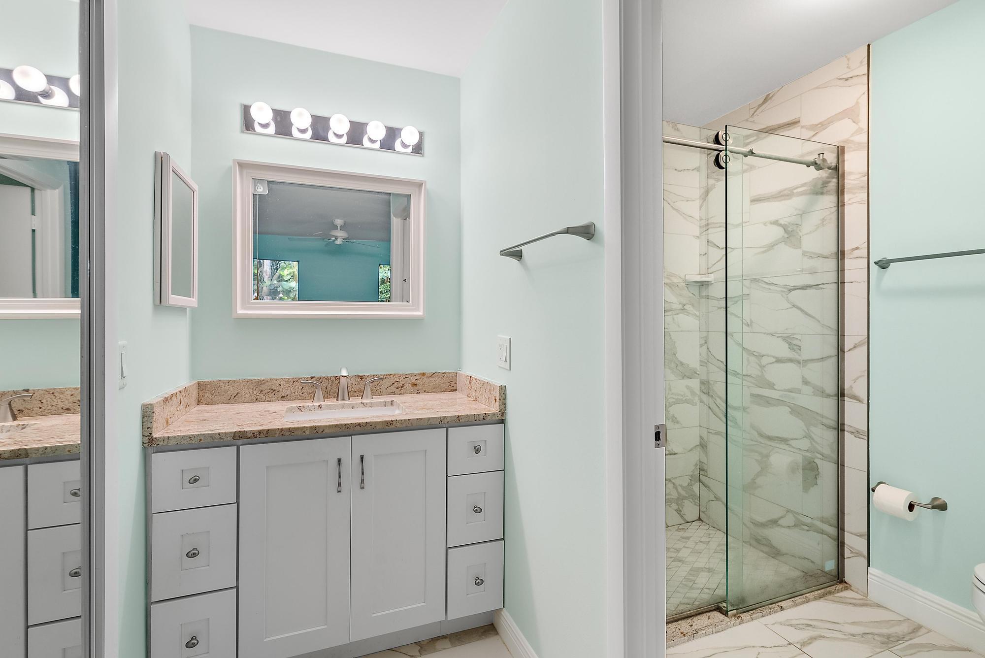 10808 SE Sea Pines Circle