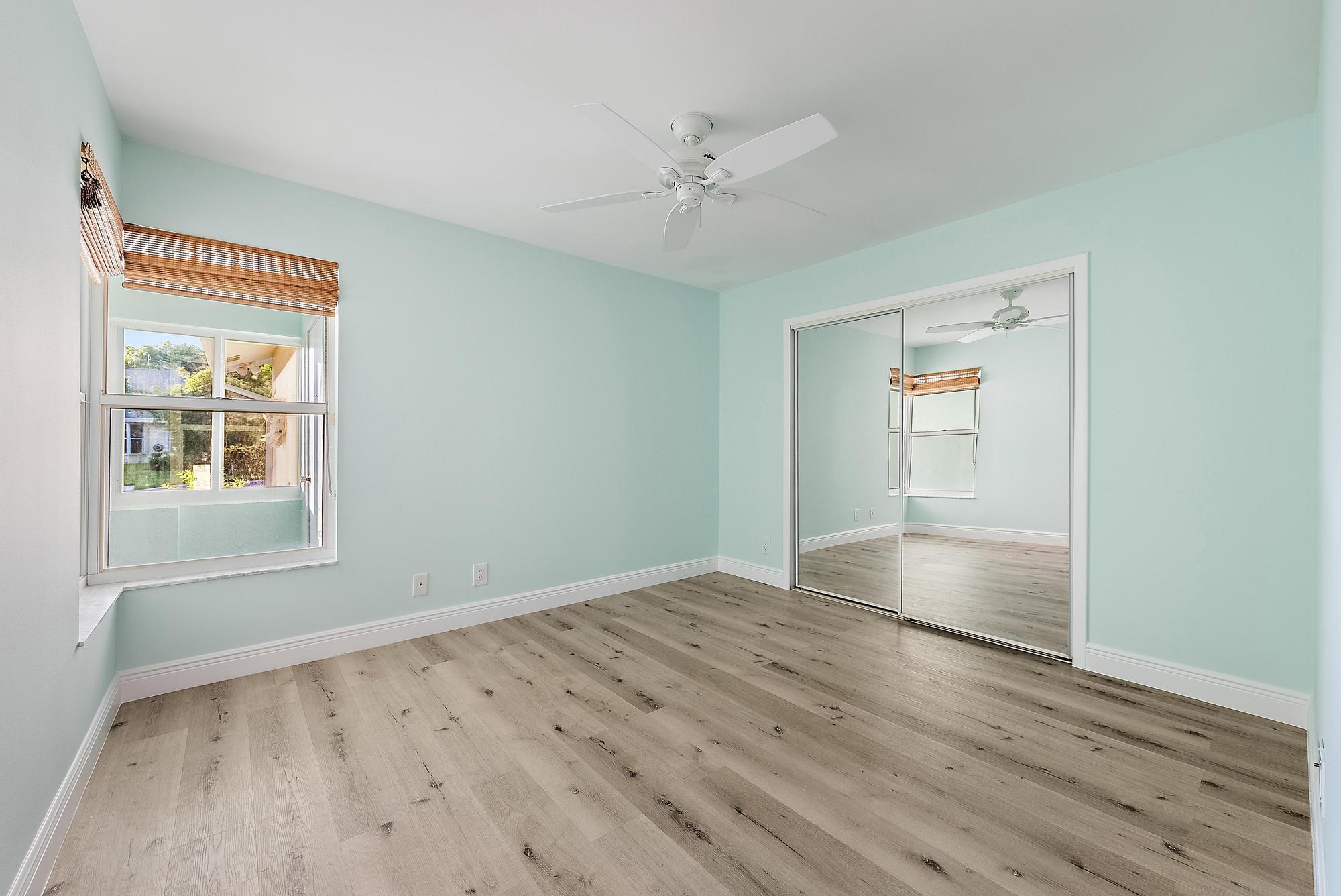 10808 SE Sea Pines Circle