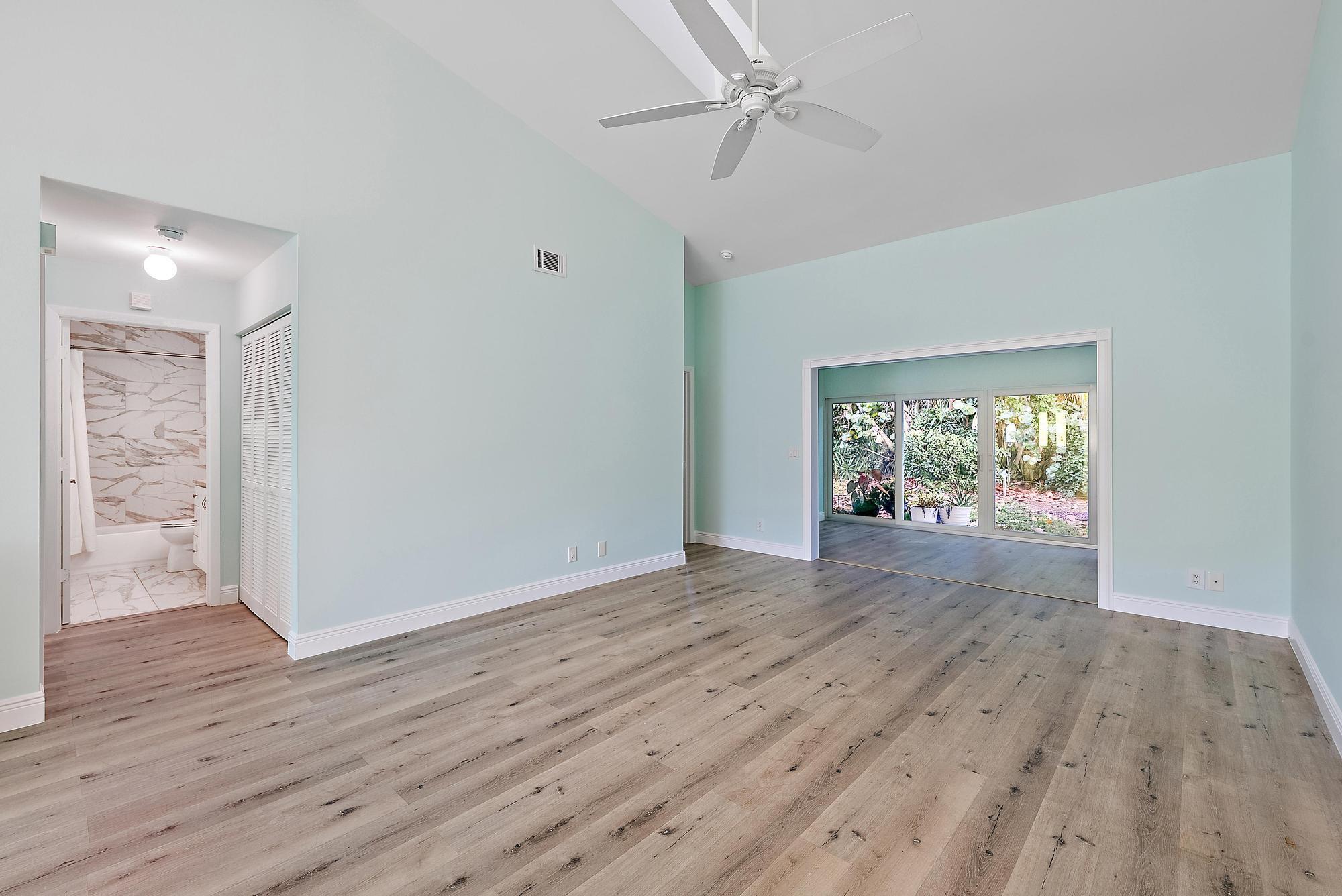 10808 SE Sea Pines Circle