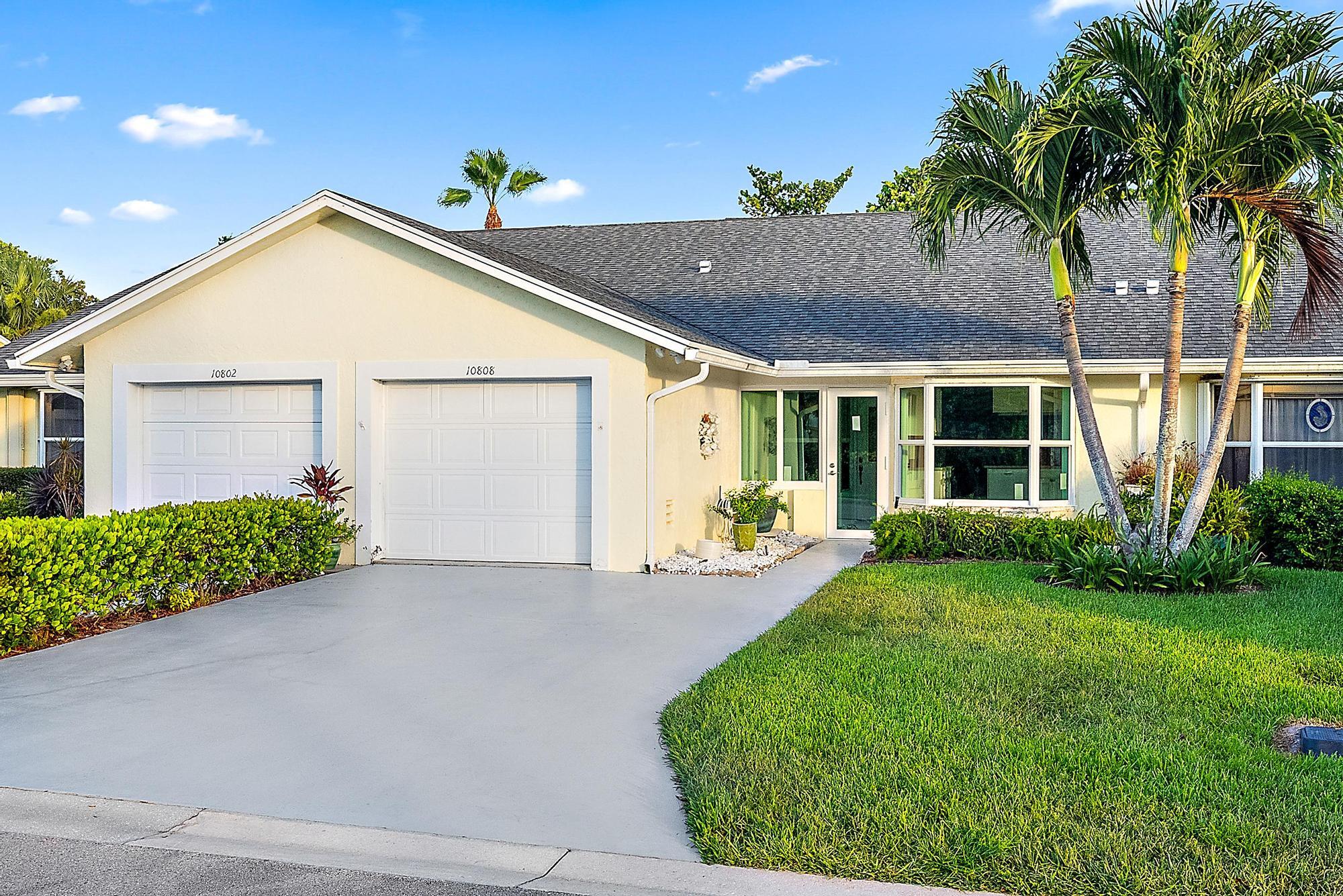 10808 SE Sea Pines Circle