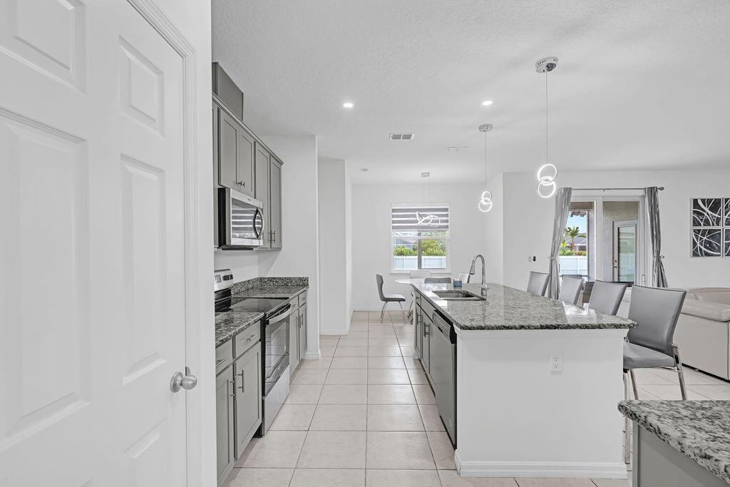 5154 NW North Macedo Boulevard