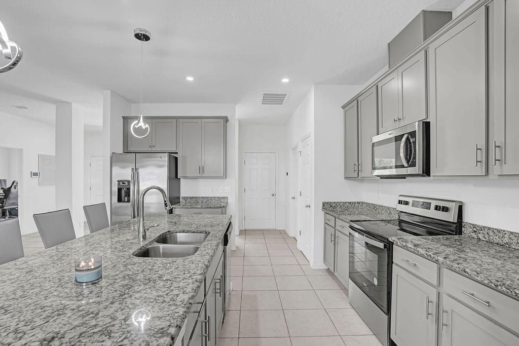 5154 NW North Macedo Boulevard