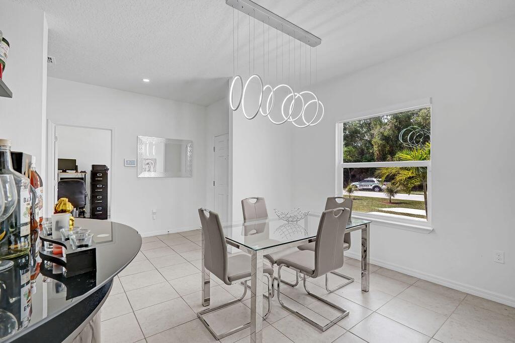 5154 NW North Macedo Boulevard