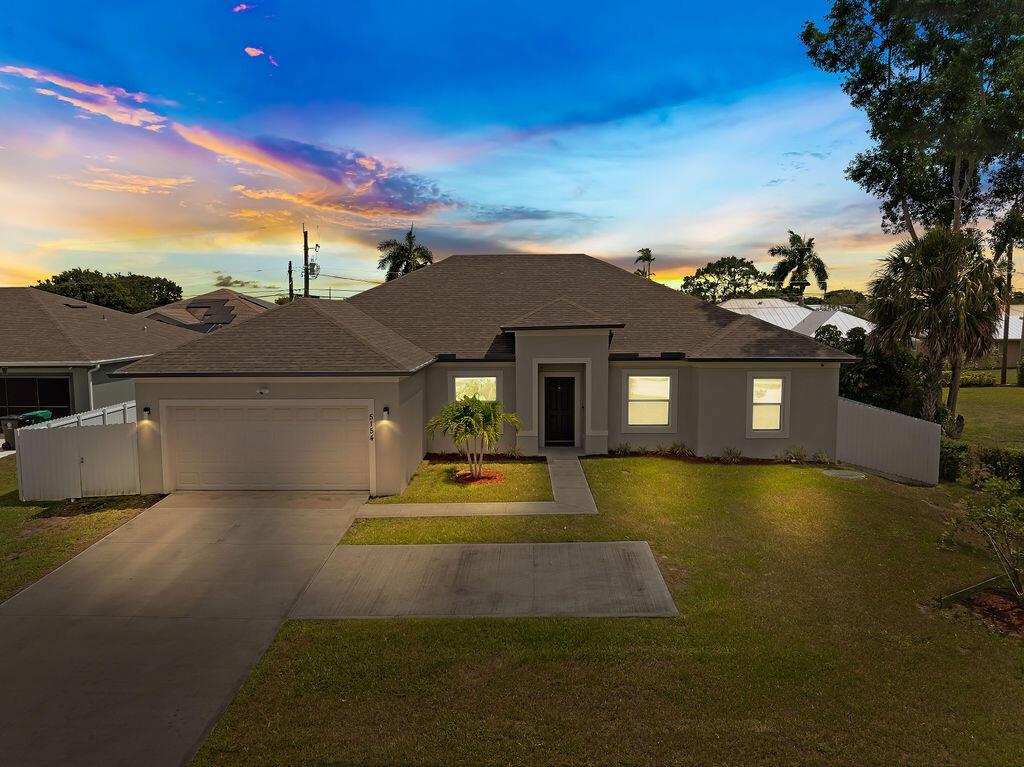 5154 NW North Macedo Boulevard