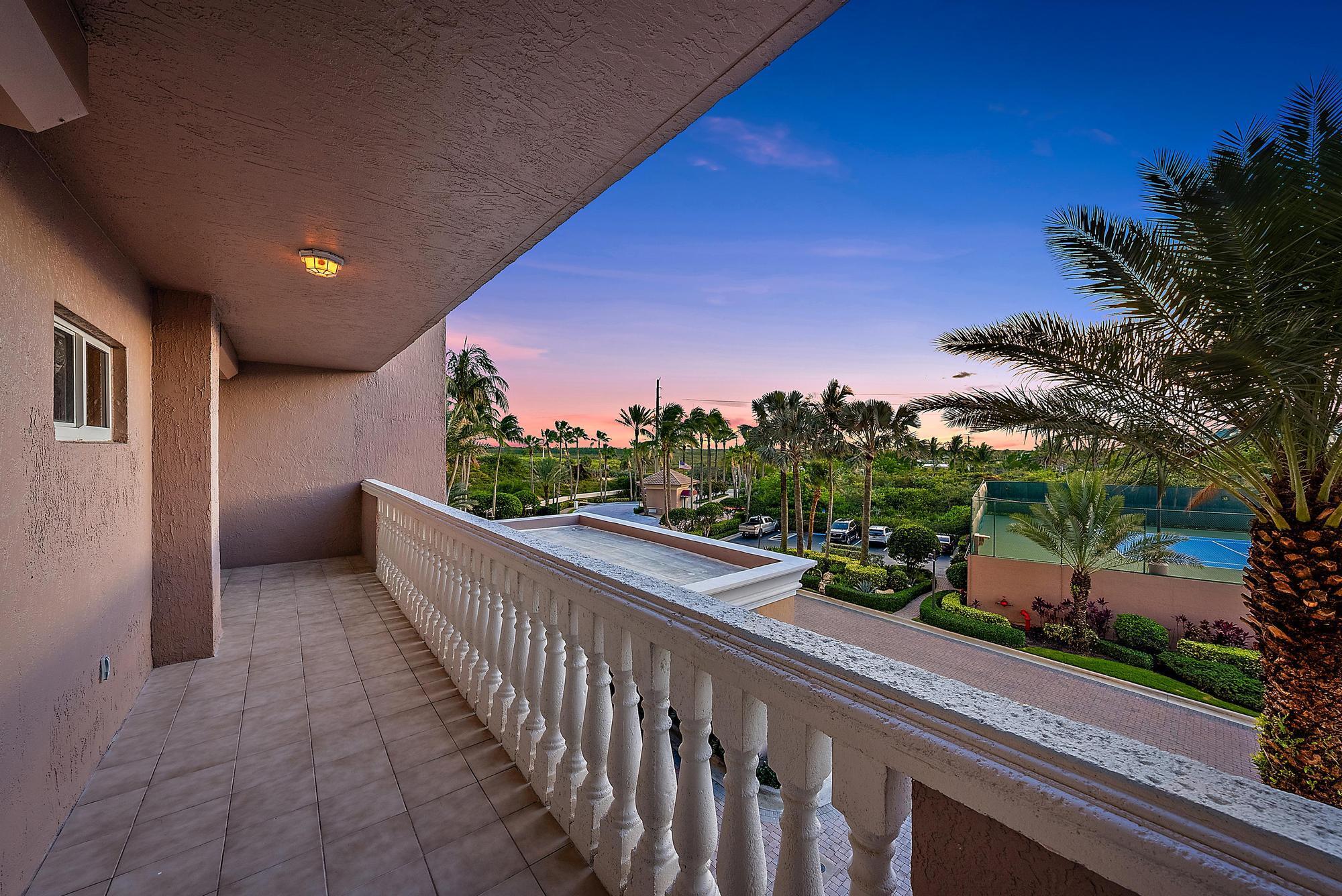 700 Ocean Royale 302 Way 302