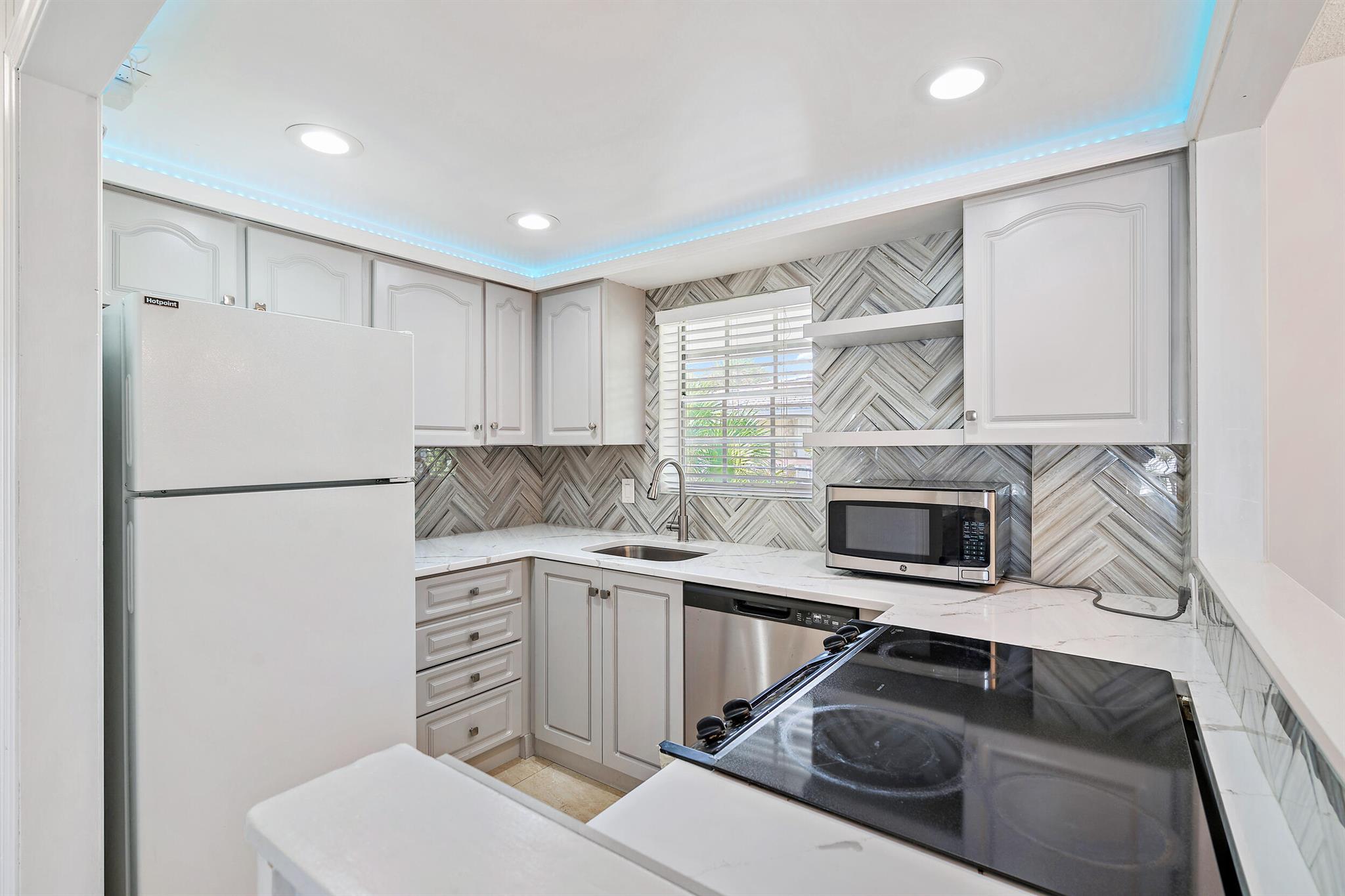 148 Yacht Club Drive 12