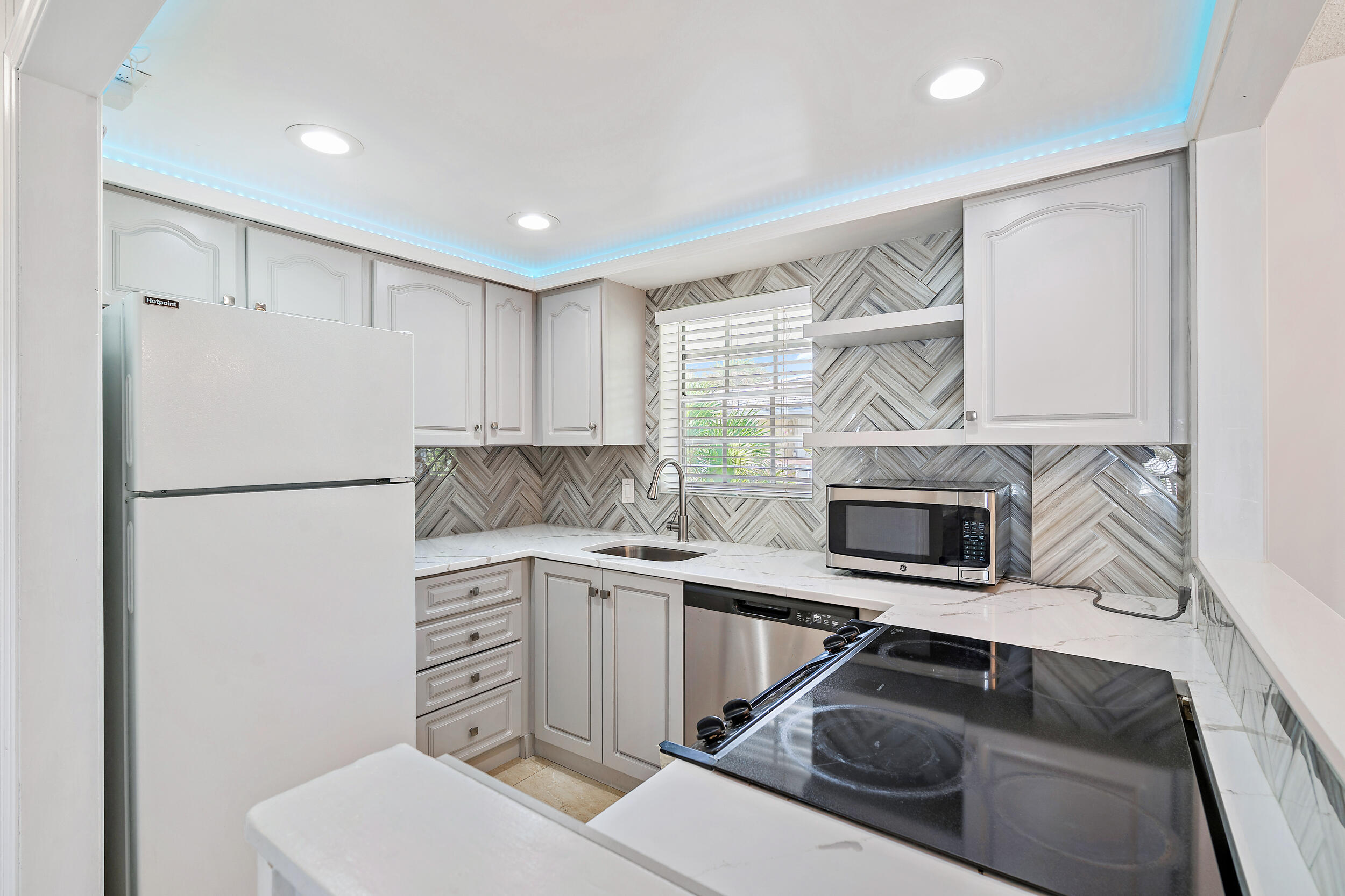 148 Yacht Club Drive 12