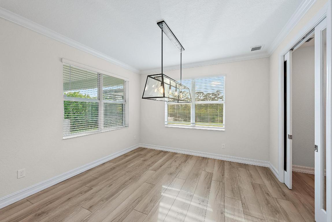 4770 SW Ardsley Drive