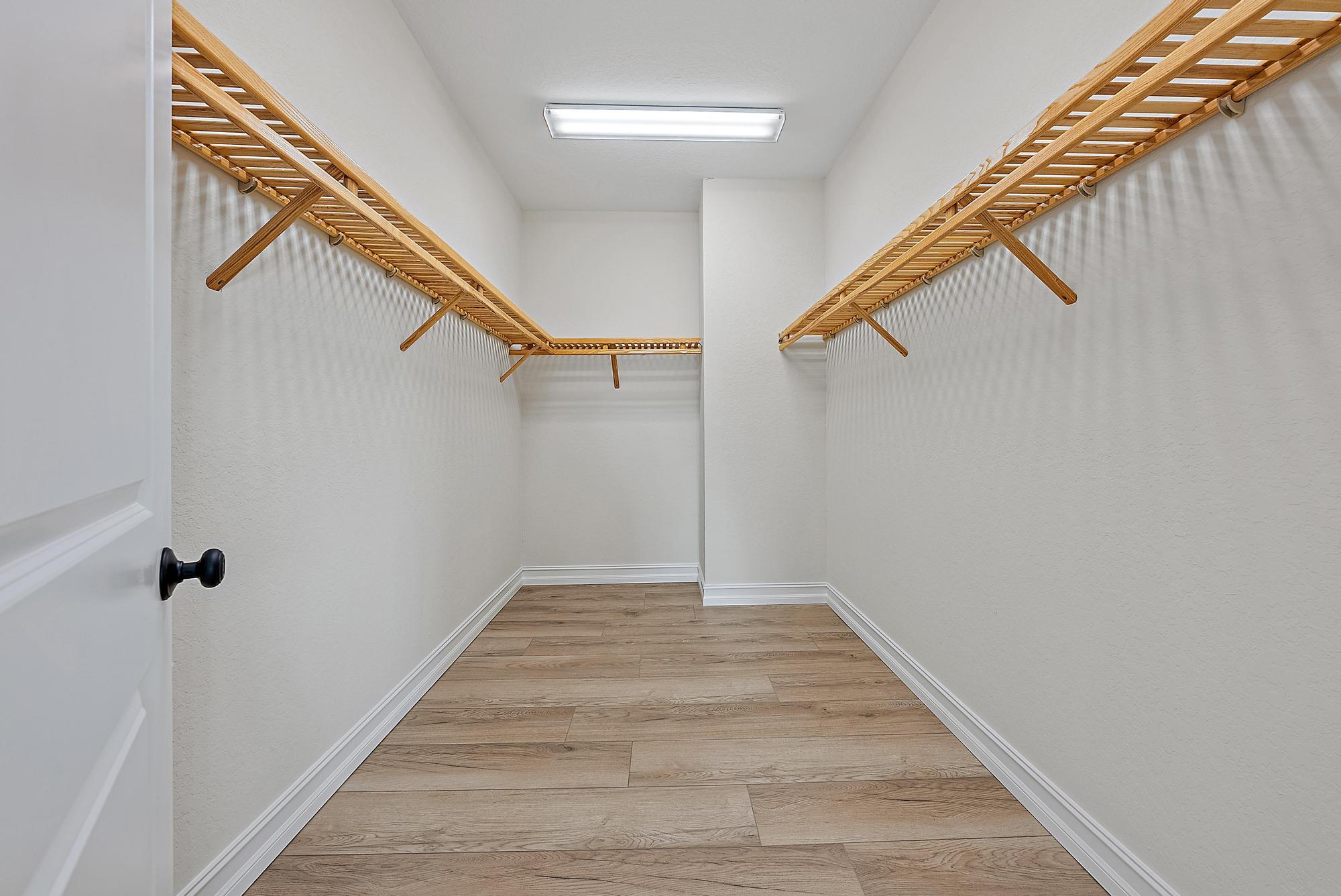 4770 SW Ardsley Drive