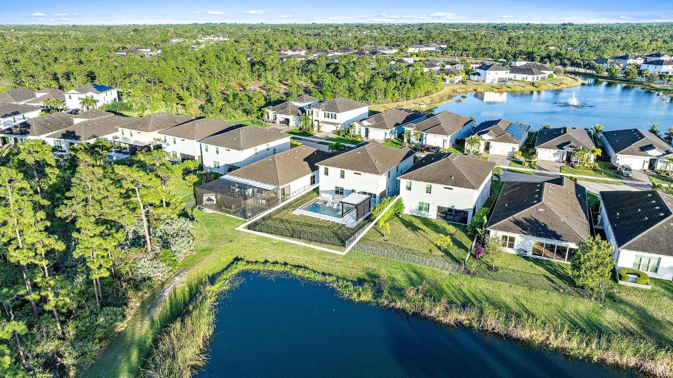 4770 SW Ardsley Drive