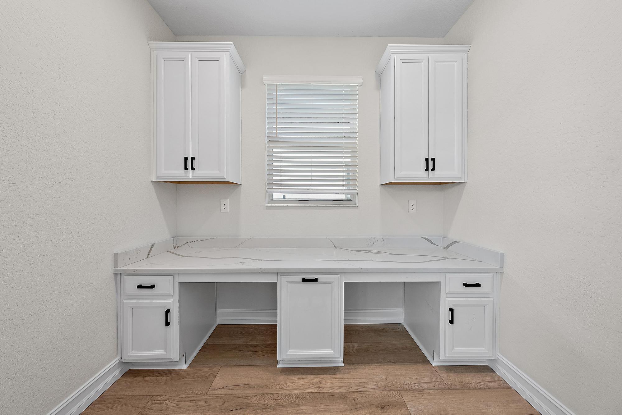 4770 SW Ardsley Drive