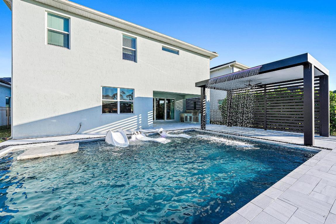 4770 SW Ardsley Drive