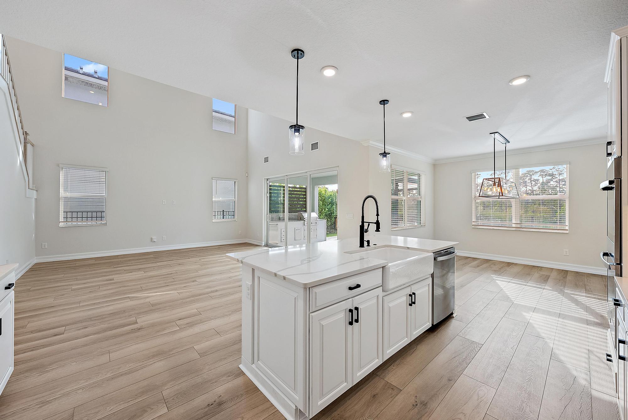 4770 SW Ardsley Drive