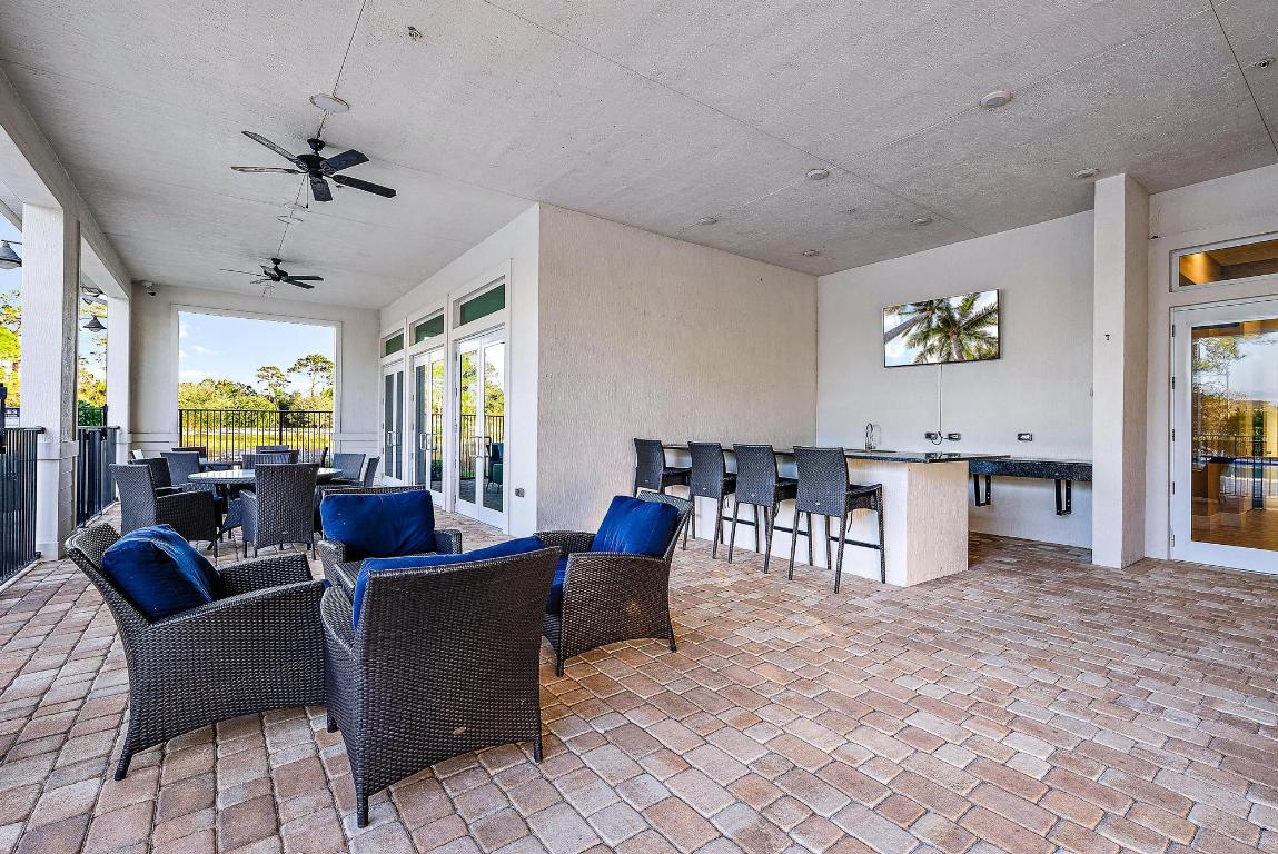 4770 SW Ardsley Drive