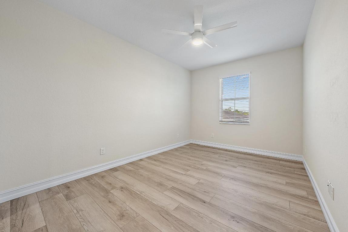 4770 SW Ardsley Drive