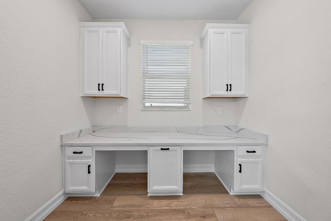 4770 SW Ardsley Drive