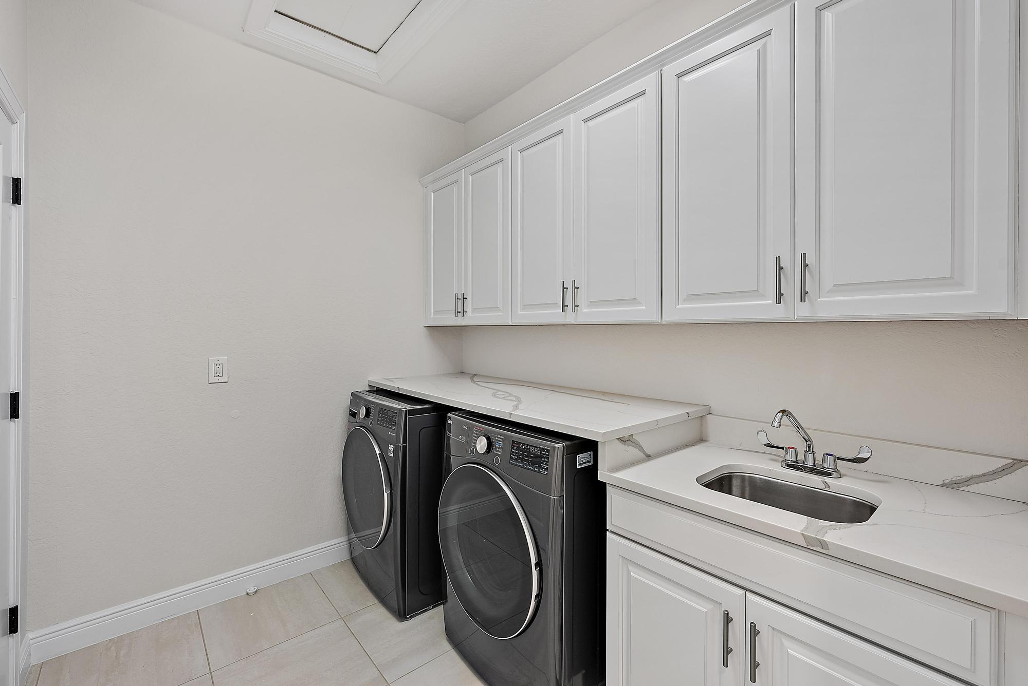 4770 SW Ardsley Drive