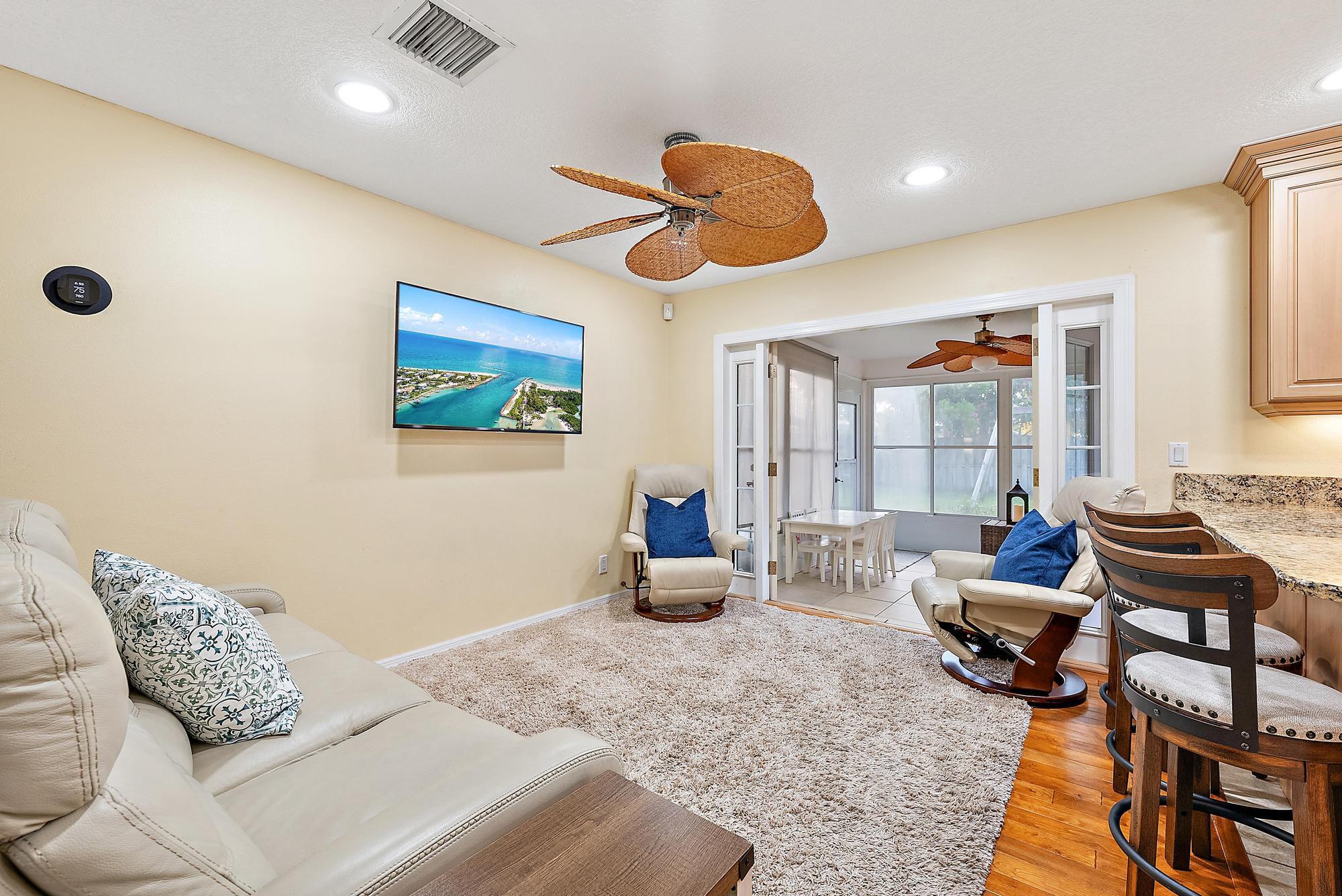 8147 SE Coconut Street