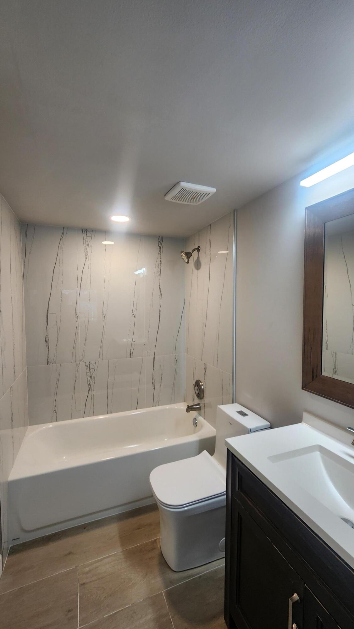 132 SE Village Drive 132