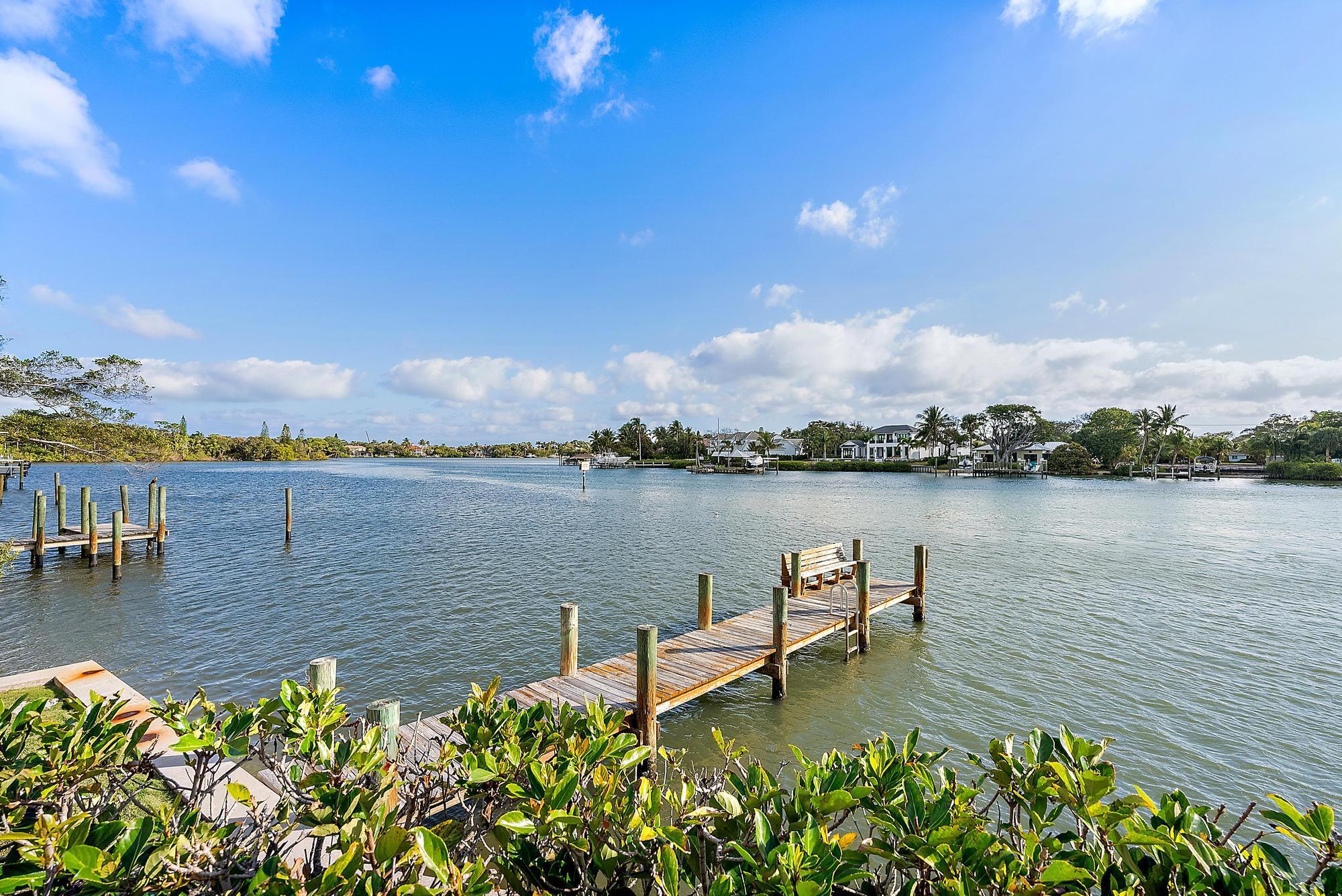 475 Tequesta Drive 16