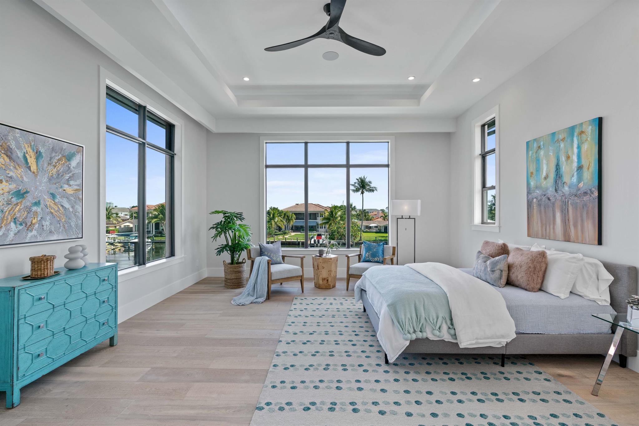 736 Lagoon Drive