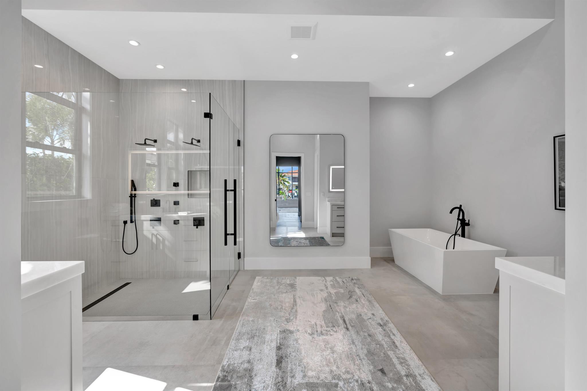 736 Lagoon Drive