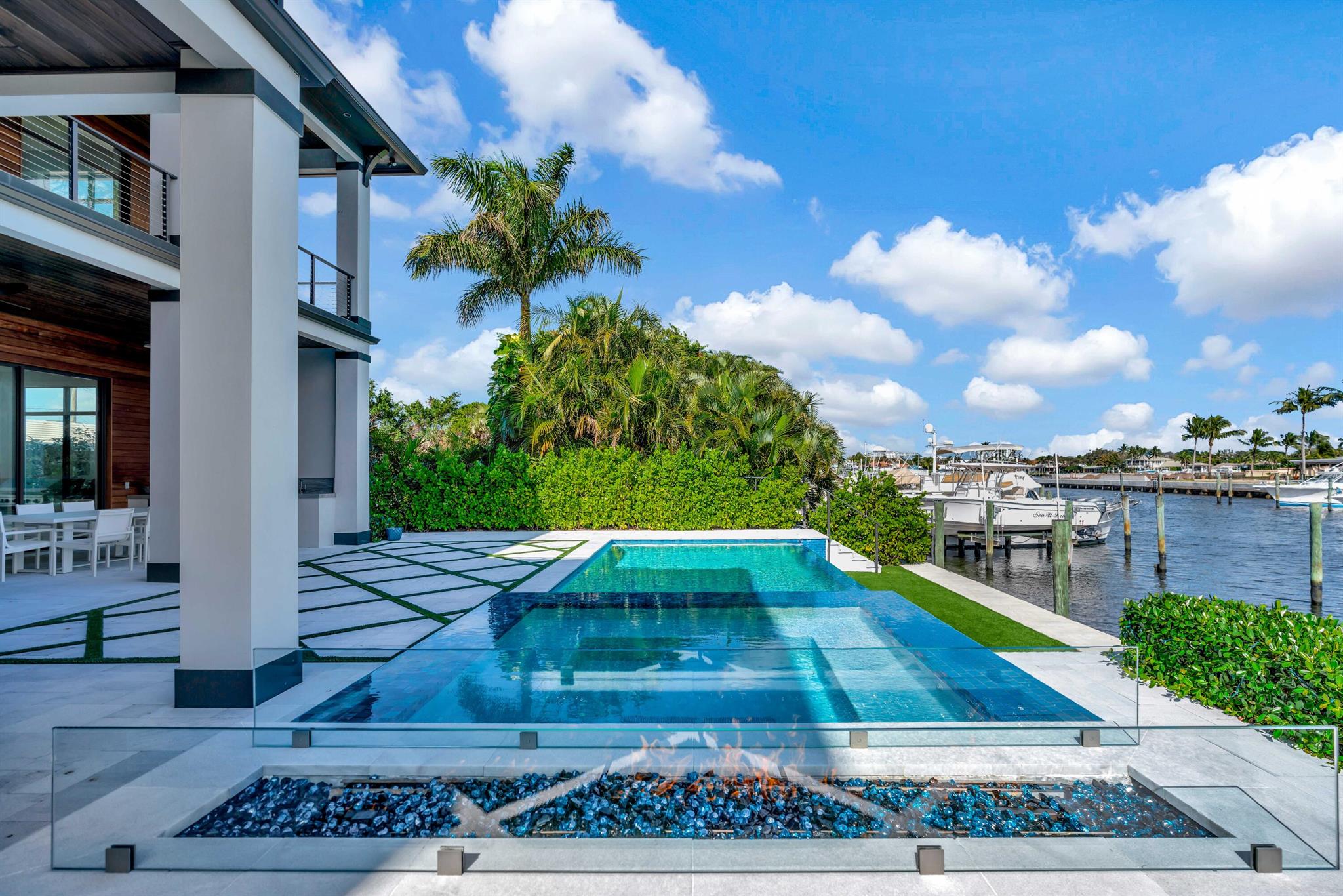 736 Lagoon Drive
