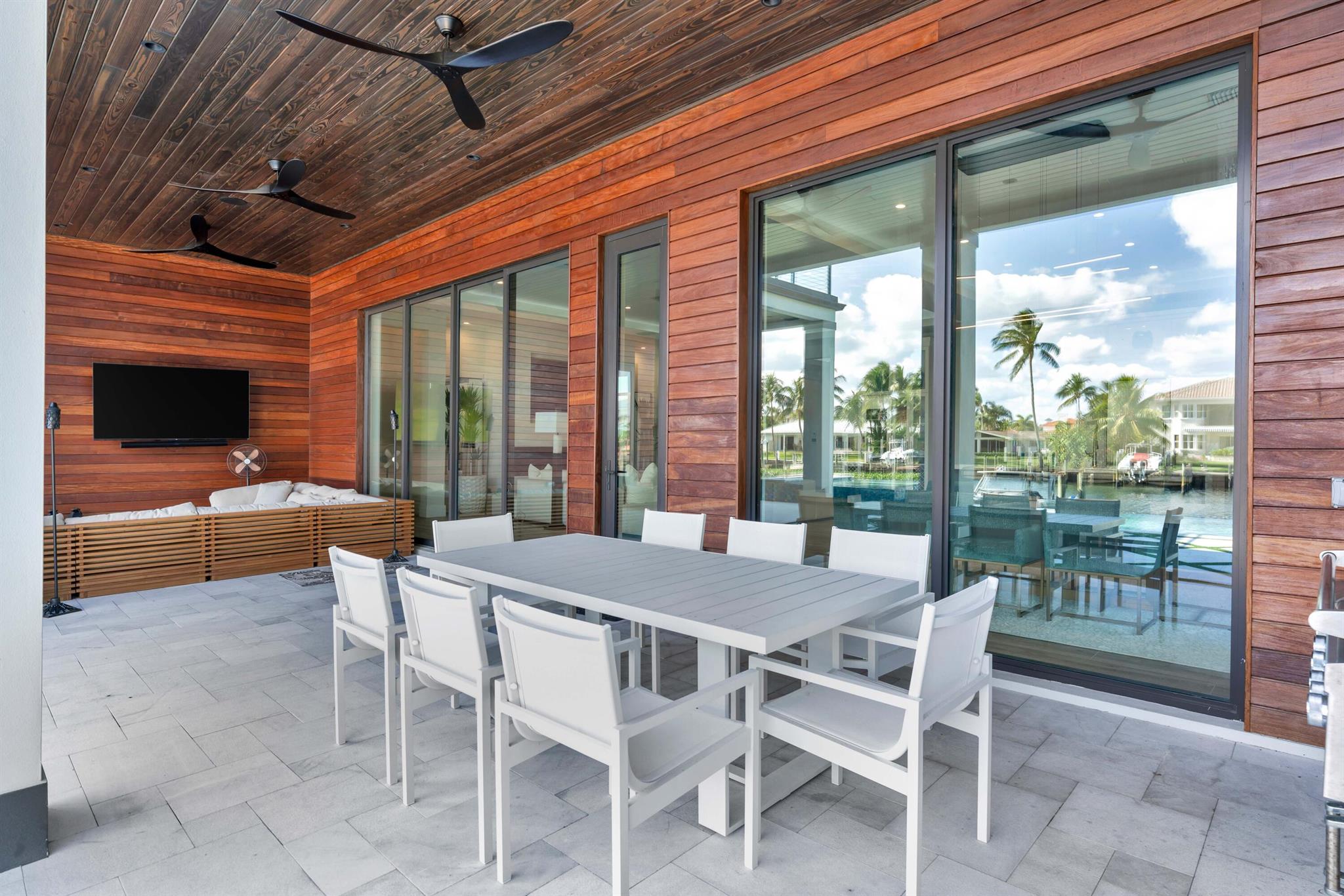 736 Lagoon Drive