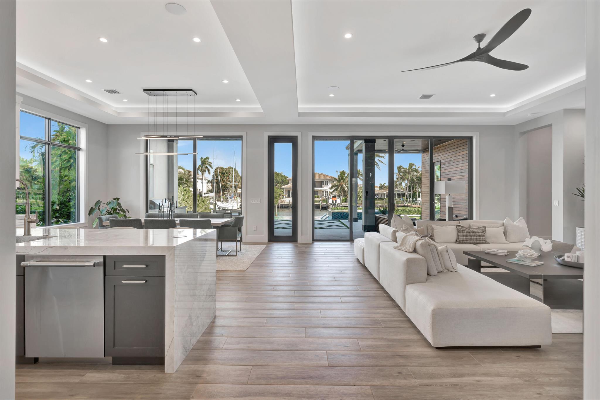 736 Lagoon Drive