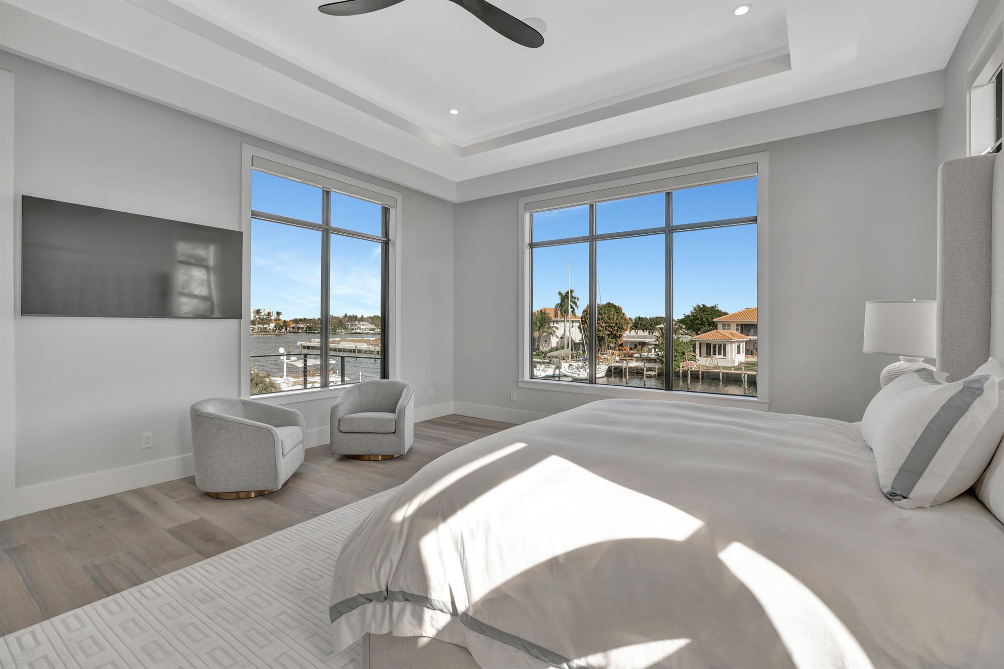 736 Lagoon Drive