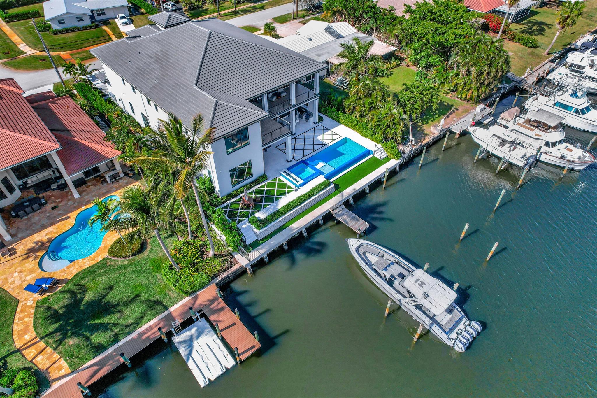 736 Lagoon Drive