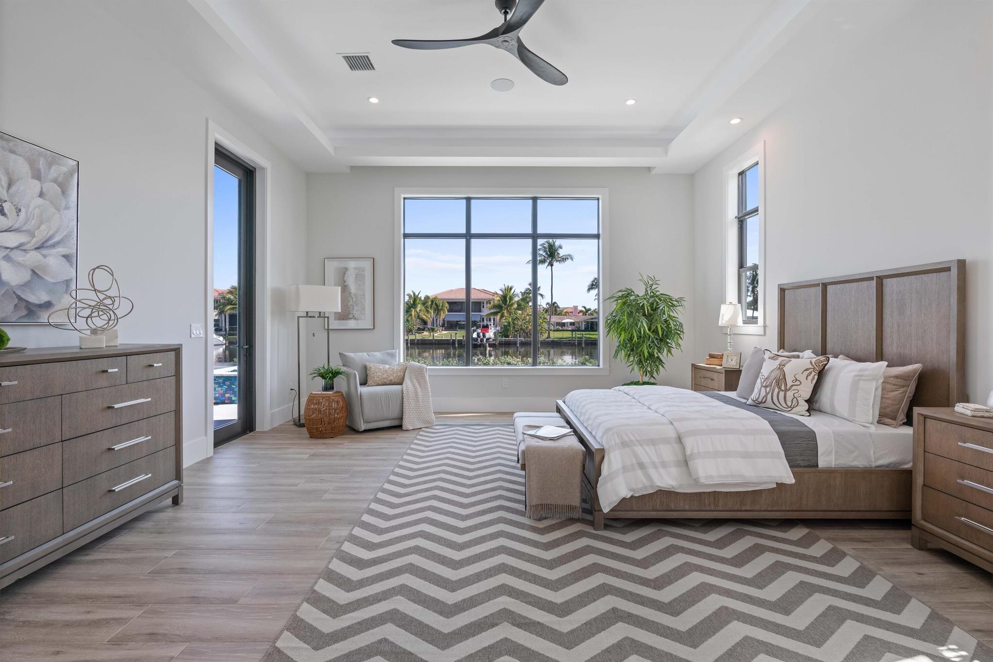 736 Lagoon Drive