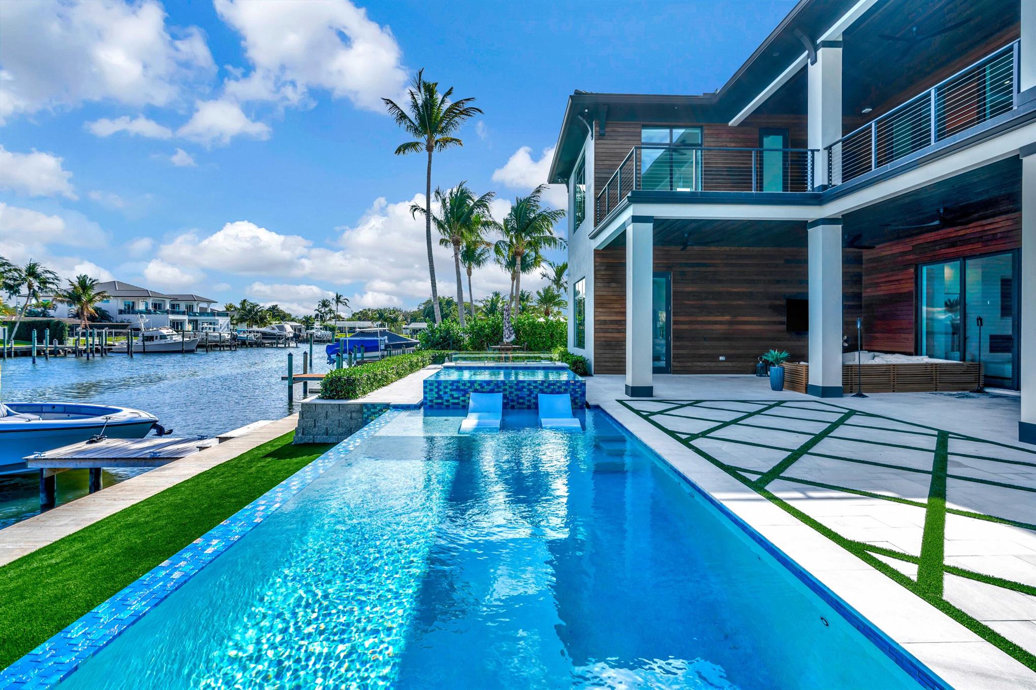 736 Lagoon Drive