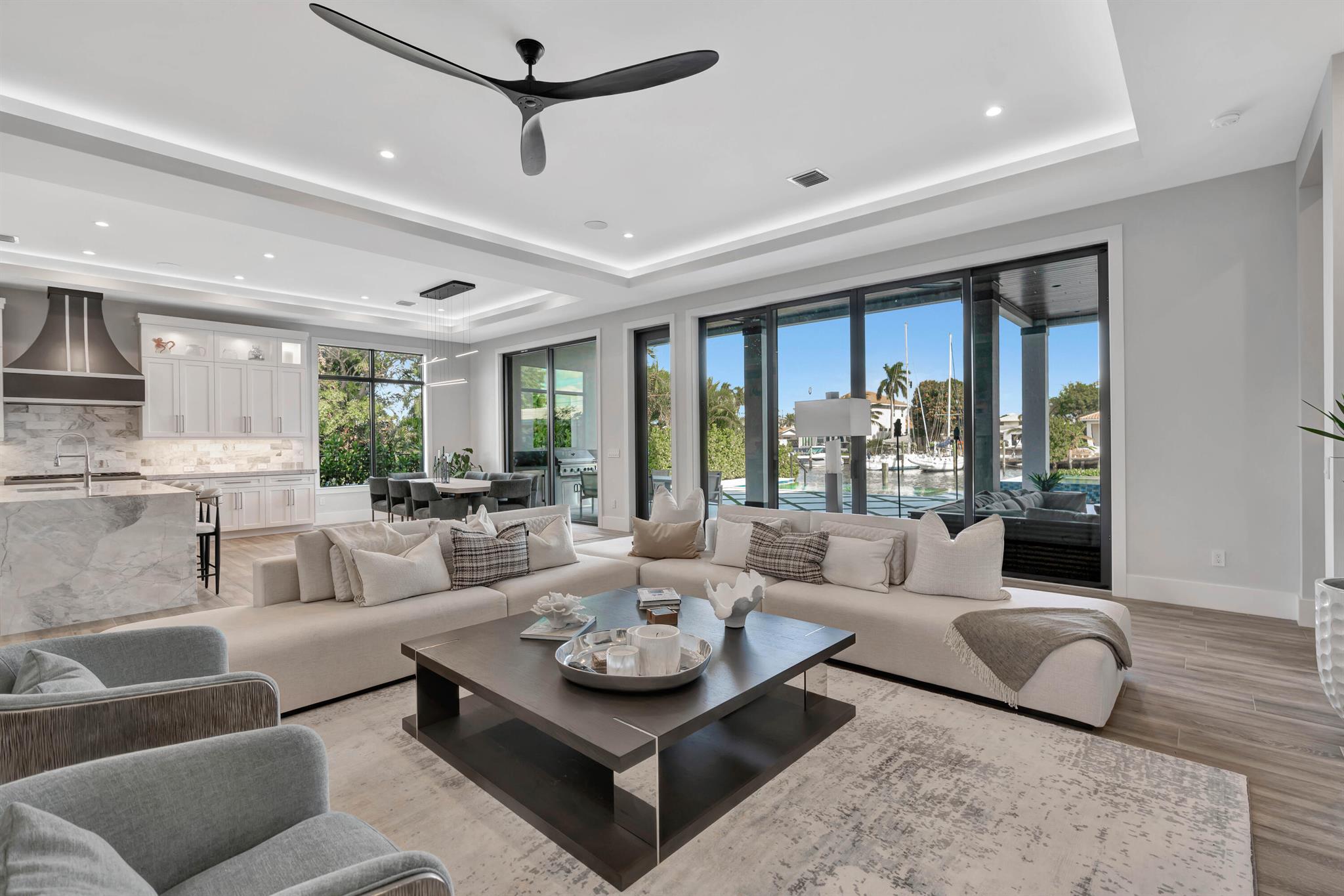 736 Lagoon Drive