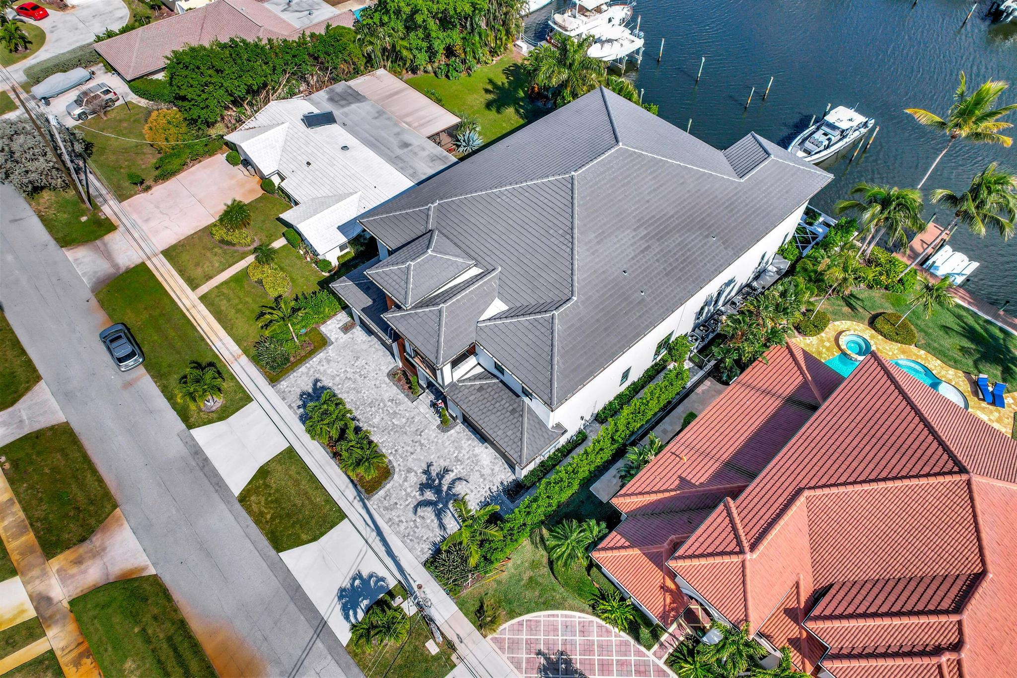 736 Lagoon Drive