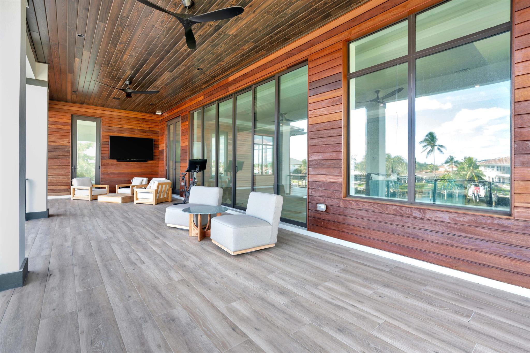 736 Lagoon Drive