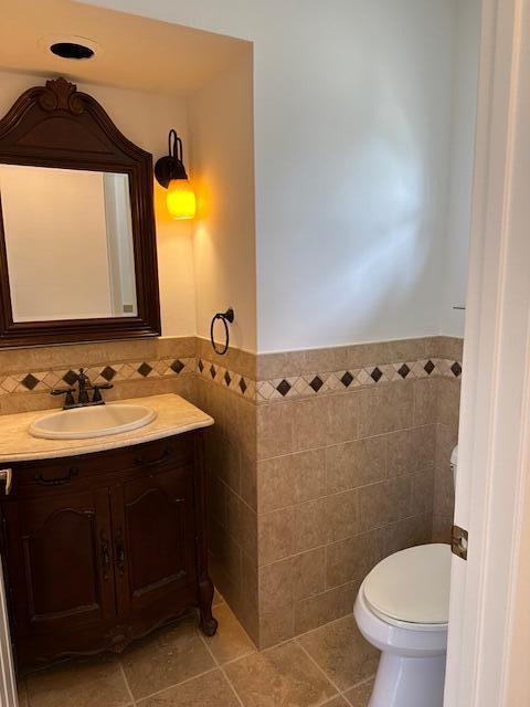 804 Ocean Dunes Circle